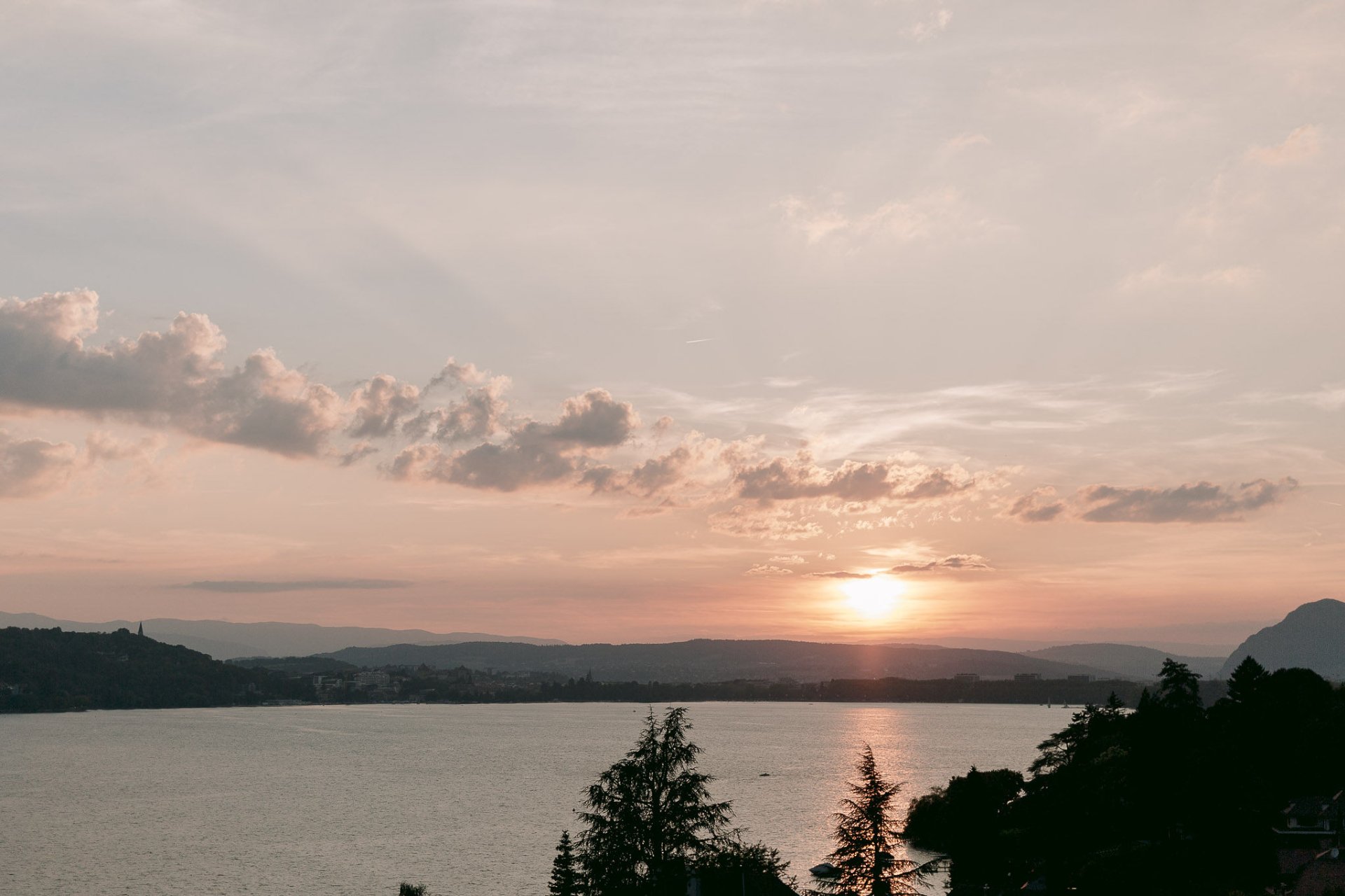 Coucher de soleil sur le domaine