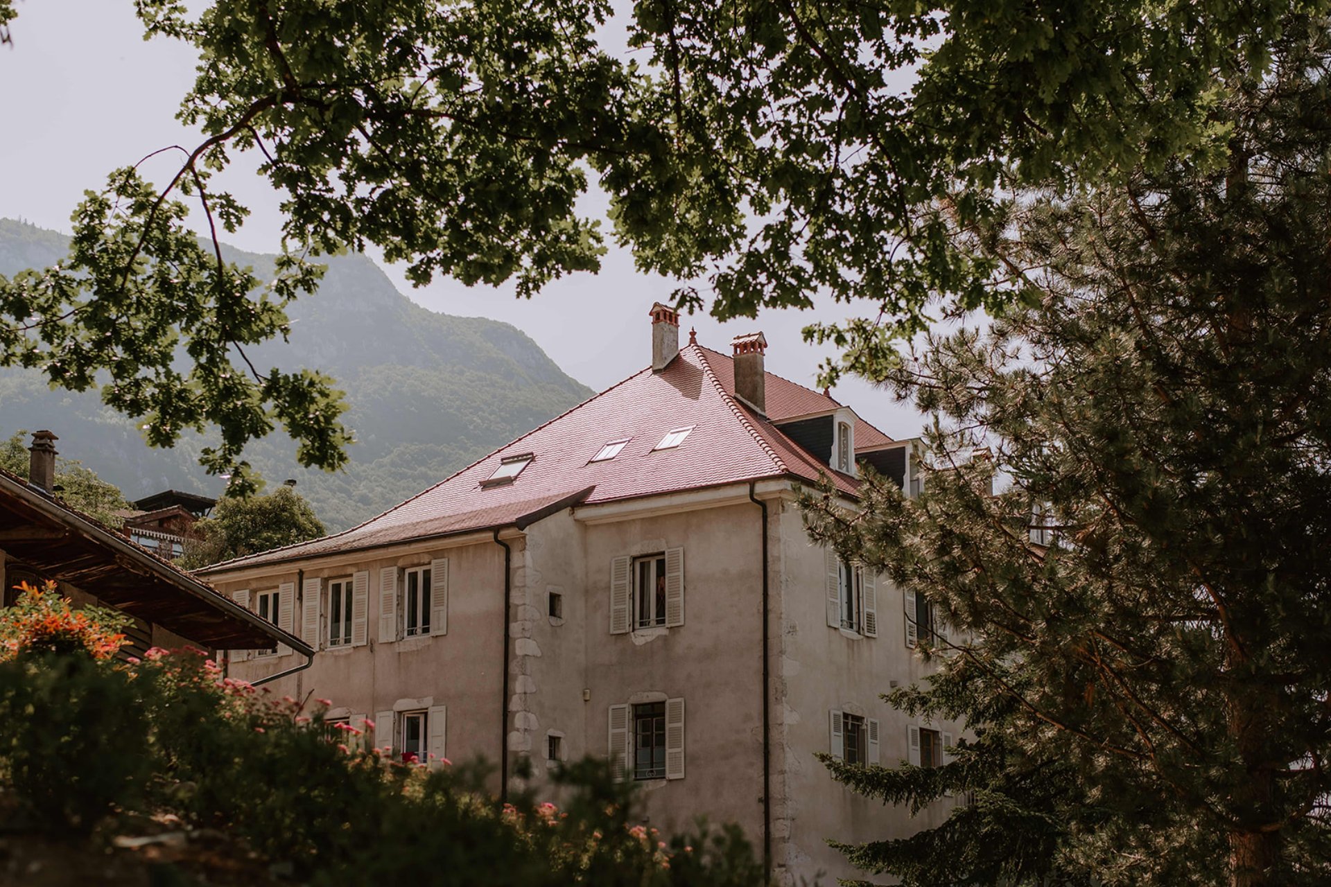 Vue aérienne du domaine depuis les hauteurs